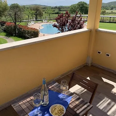 Cascina Al Colle 포퓰로니아